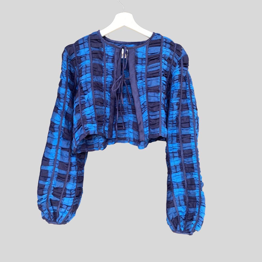 Eileen Cropped Outer