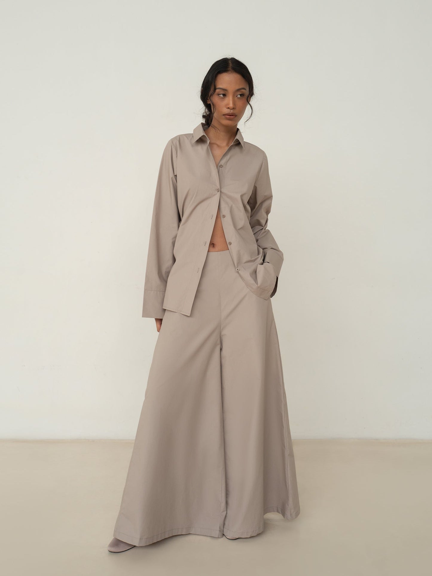 Sara Oversized Backless Top